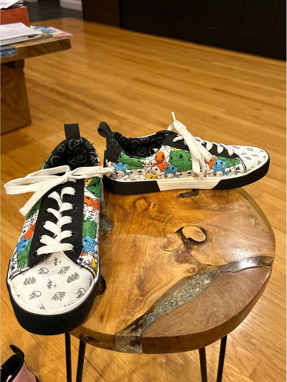 Pokemon Character Canvas Sneakers with Pokeball Design size Men’s US 8
